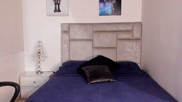 paul_rogerr live cam on StripChat