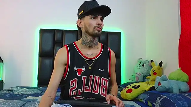 Brutal_Sex_Fucking webcam