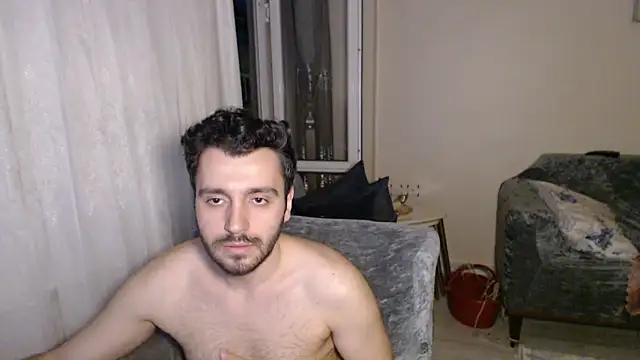 handsomeee04 live cam on StripChat