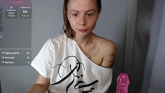BellaAbey live cam on StripChat
