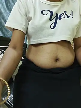 Cuteteluguammmaie live cam on StripChat