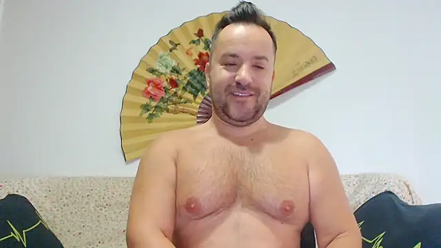 Hairy9inch webcam