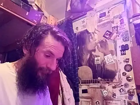 nearby_causual webcam