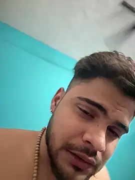 hornyypromaxx webcam
