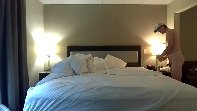 smoothholeee webcam