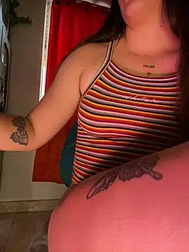 -Cattleya- live cam on StripChat