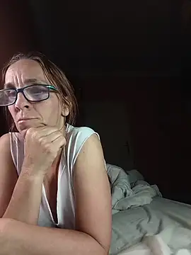 Dettybitch40 webcam