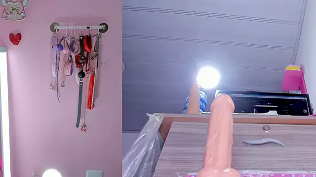 emily_foxxxii (F young) - control machine 3 minutes+big cum squirt
