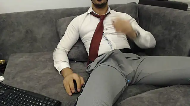 naughtb0y - Naughtb0y's free webcam - UK Sex Cams