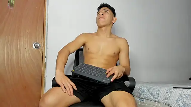 andrew_rose_ webcam