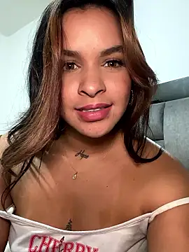sarah_salis_ live sex cam