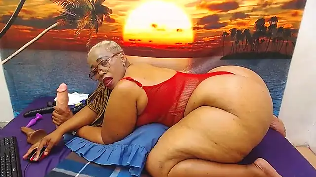 Brookylynbrownxx webcam