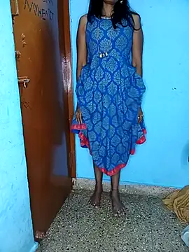 Deepa_kannadatelugu live cam on StripChat