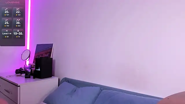 miabellee_ webcam
