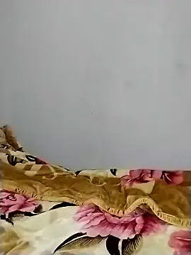 Hourglass_body webcam