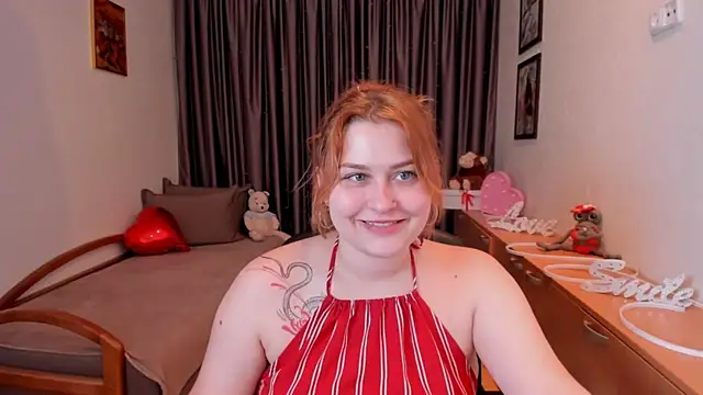 NoraLiin webcam