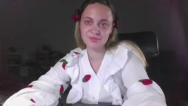MyauAlice live cam on StripChat