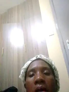 Creamymom4 webcam