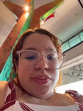 Lucyklein2022 webcam