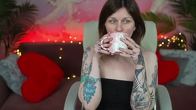 TinaMelt live cam on StripChat