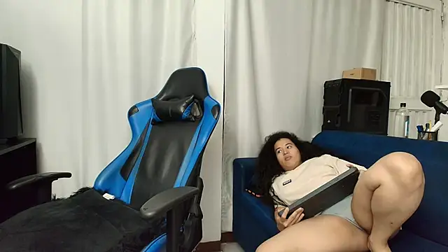 ema_abby webcam