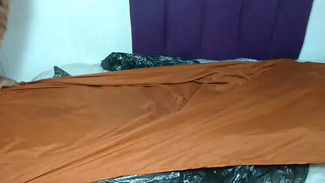 xxebony live cam on StripChat