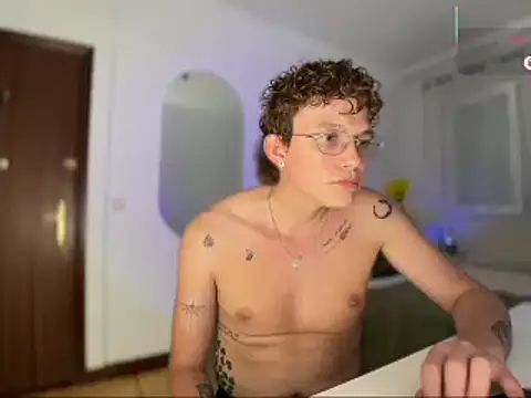 ccamilo-andress live cam on StripChat