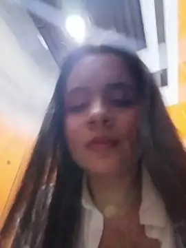 Julieth_hot-69 webcam