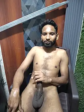 Akki-101 live cam on StripChat