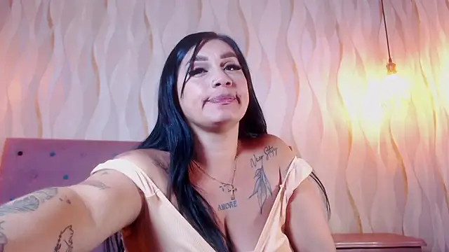 Milf_NaomiBraunx live cam on StripChat