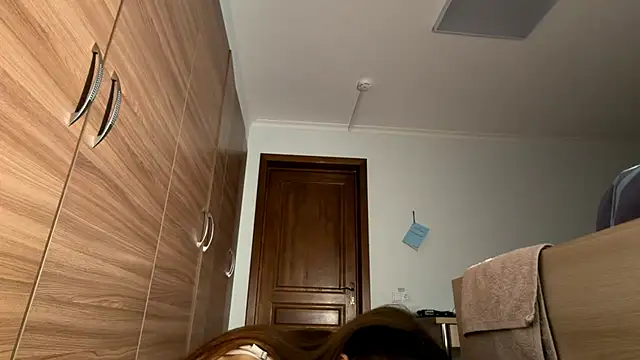 LaurindaStalford live cam on StripChat