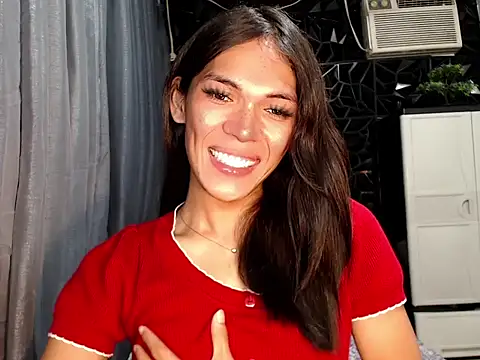 GORGEOUS_CARMEE webcam