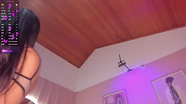 elodie_walker webcam