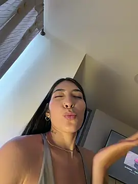 AshleyG_222 webcam