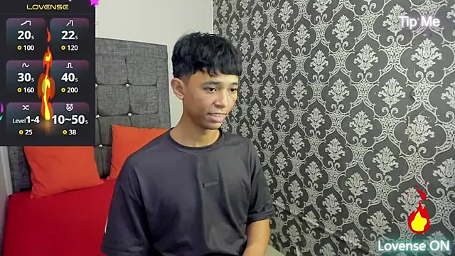 Little_Twink19x