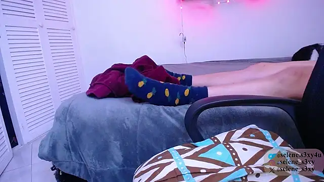selene_cutie webcam