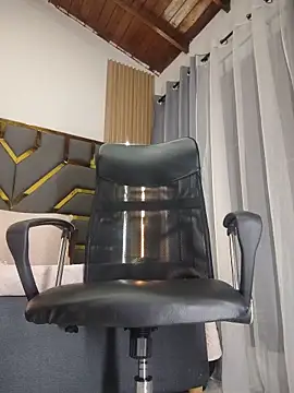 Oliver_bigblack_cock webcam