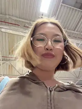 Aiko_Yumi live sex cam