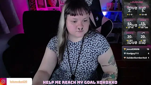 Bdsm_and_fries live cam on StripChat