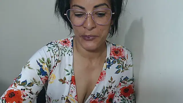 kateleyagrey webcam