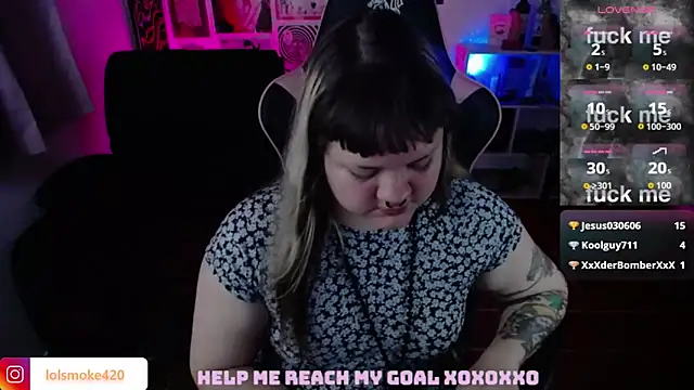 Bdsm_and_fries webcam