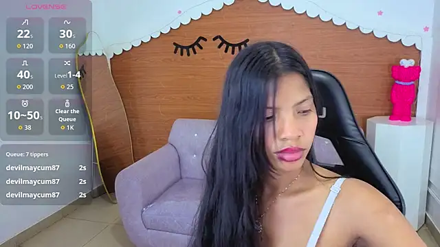 emily_smith_t live cam on StripChat
