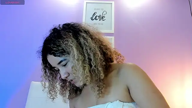 Charlotte11-11 webcam