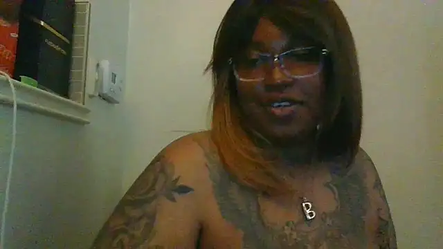 ShaBrimDaPornstar live cam on StripChat