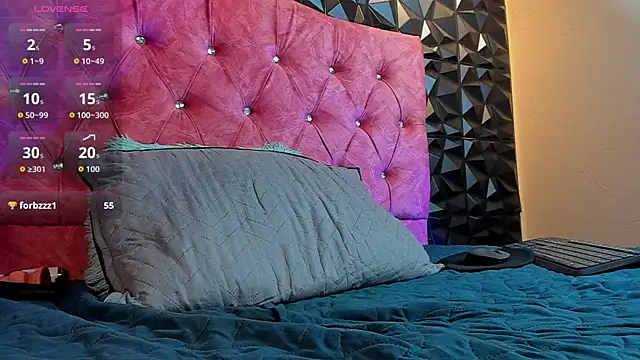 angeldreams15_ live cam on StripChat
