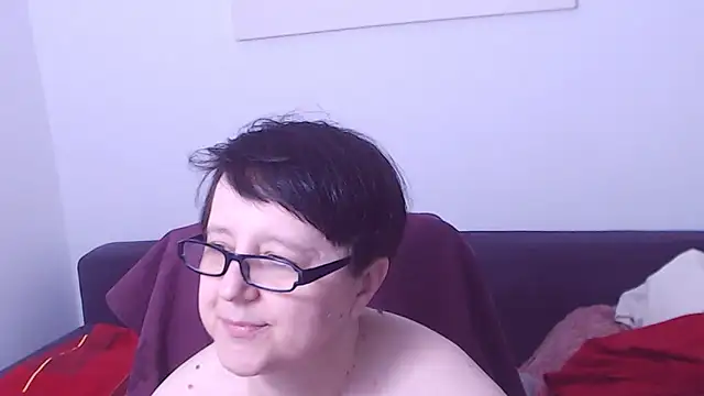 ChristaRose live cam on StripChat