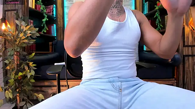 Donovan_Desmond webcam
