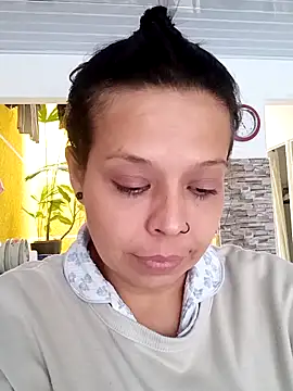 RossyAlvarez live cam on StripChat