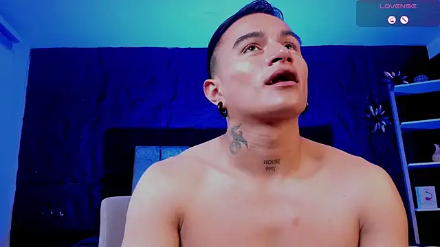 LiamDeep webcam