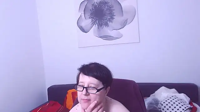 ChristaRose live cam on StripChat
